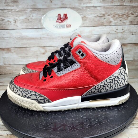 Air Jordan 3 Retro SE Unite Sneakers Boy's Size 4Y Lace Up Athletic Shoes - Picture 4 of 9